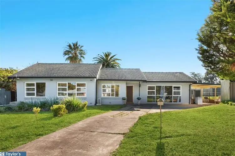 5 Heather Court, Para Vista SA 5093
