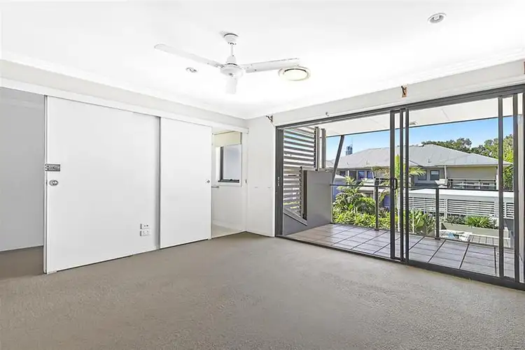 Fifth view of Homely apartment listing, 4/45 Bundall Road, Surfers Paradise QLD 4217