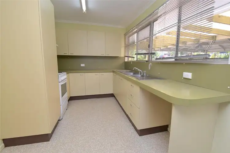 111 Bell Street, Biloela QLD 4715