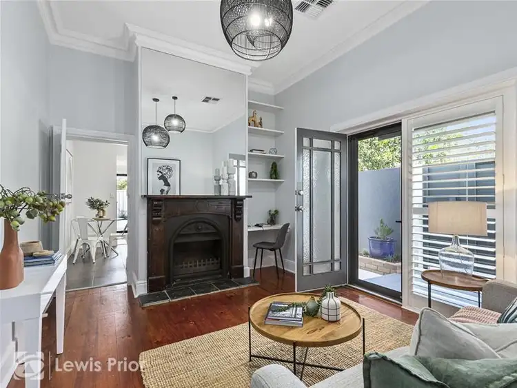 66 Downing Street, Hove SA 5048