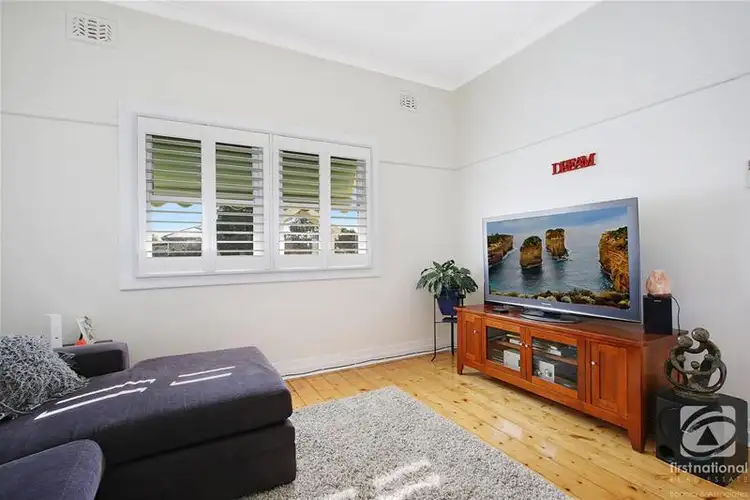 Fifth view of Homely house listing, 1/82 Phillips Street, Wodonga VIC 3690