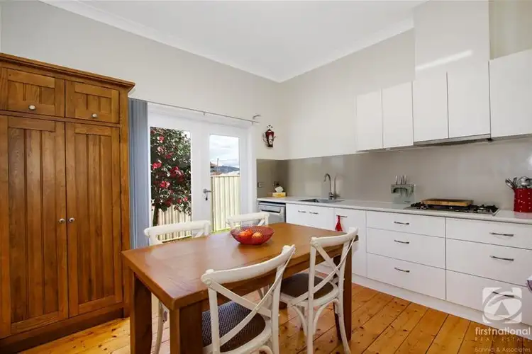 Seventh view of Homely house listing, 1/82 Phillips Street, Wodonga VIC 3690