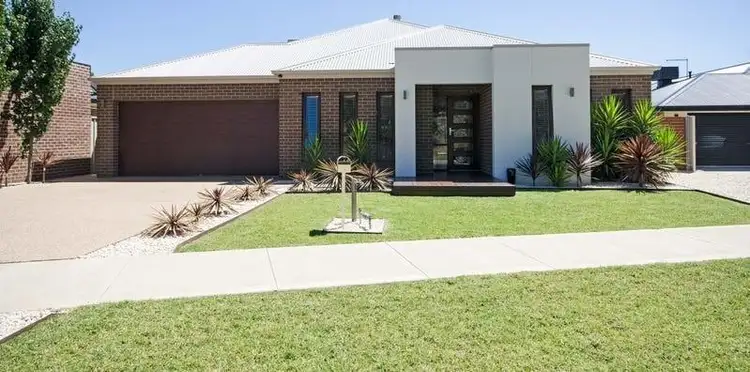 Main view of Homely house listing, 4 Swansea Close, Wodonga VIC 3690