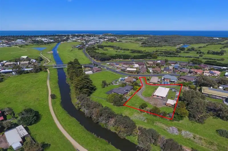 Main view of Homely house listing, 14 Fairway Crescent, Warrnambool VIC 3280