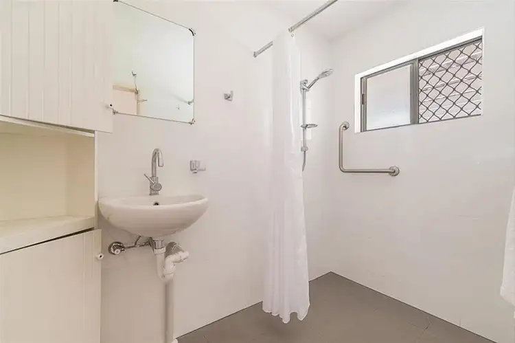 Seventh view of Homely house listing, 15 Richmond Avenue, Bundall QLD 4217