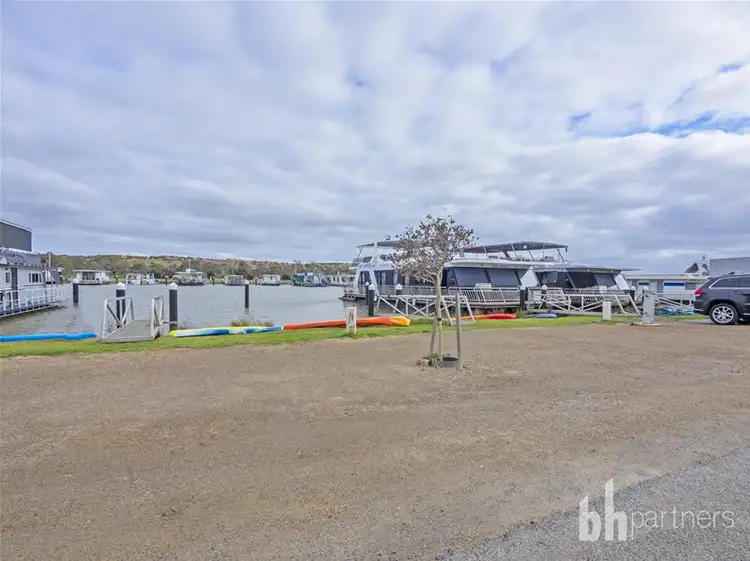 Berth 14, 15,16 Pelican Drive, Mannum SA 5238