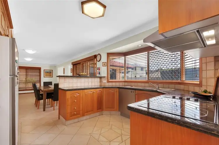 Fourth view of Homely house listing, 19 Braemar Place, Carindale QLD 4152