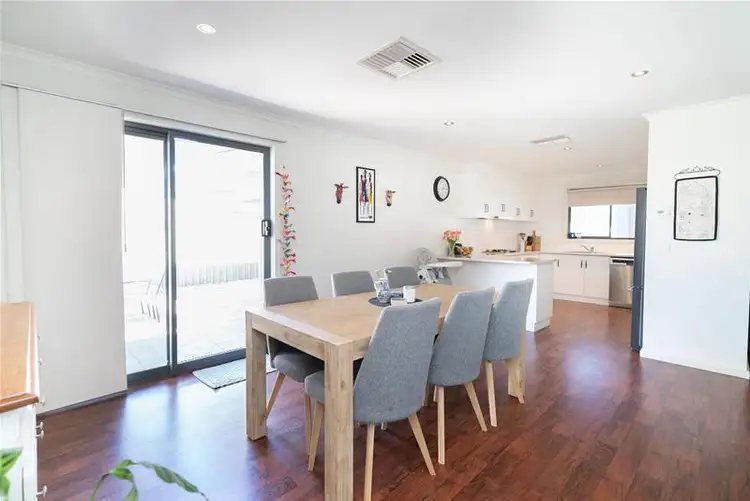 Fifth view of Homely house listing, 2 Anthony Street, Mildura VIC 3500