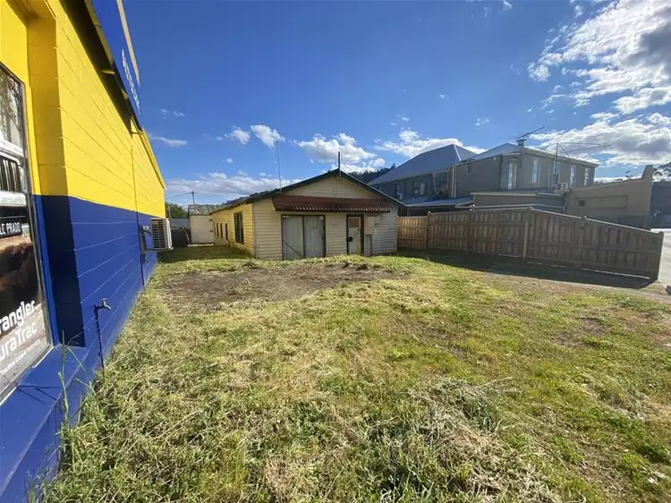 4 Sale Street