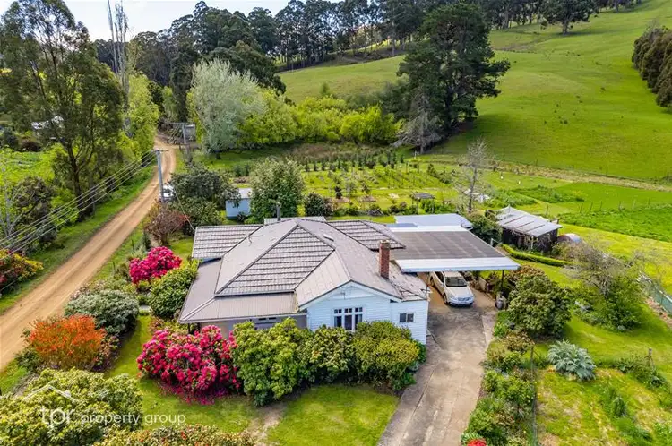 22 Reeves Lane