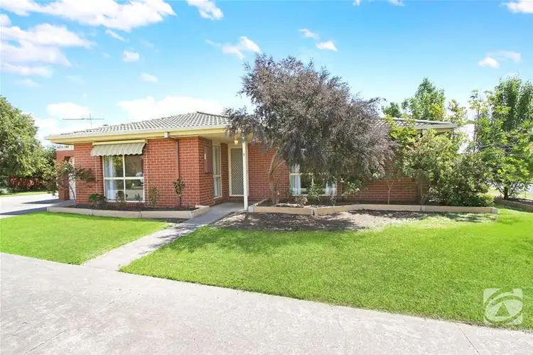 Main view of Homely unit listing, 1/30 Buckland Court, West Wodonga VIC 3690