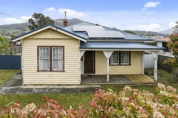 17 Shield Street, Huonville TAS 7109