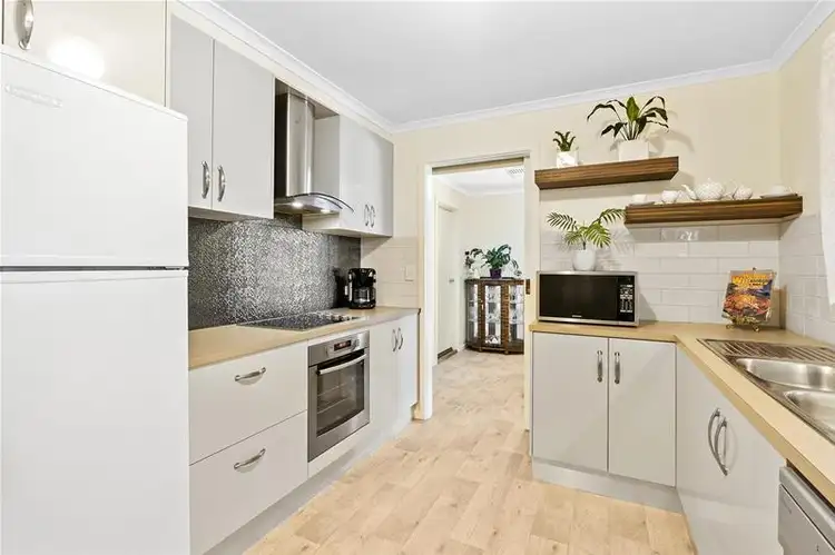 Sixth view of Homely house listing, 1 Berriview Court, Berri SA 5343