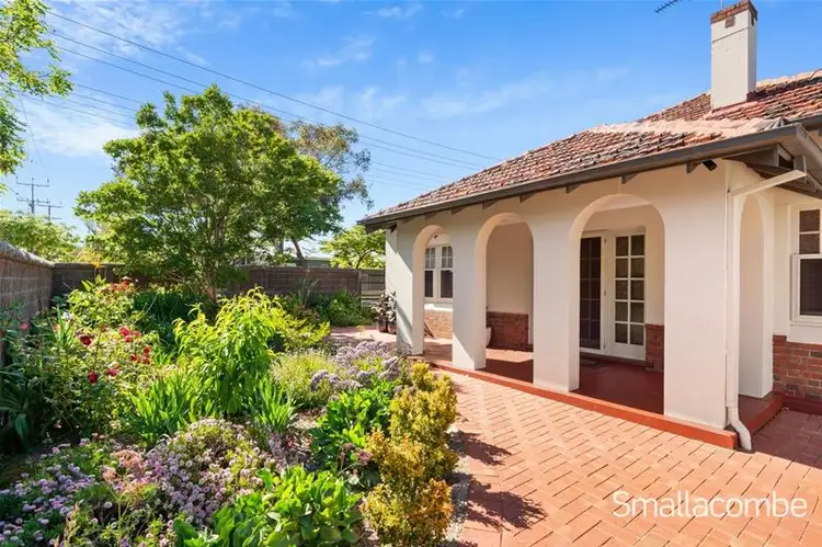 69 Wattlebury Road (corner Denman Terrace), Lower Mitcham SA 5062
