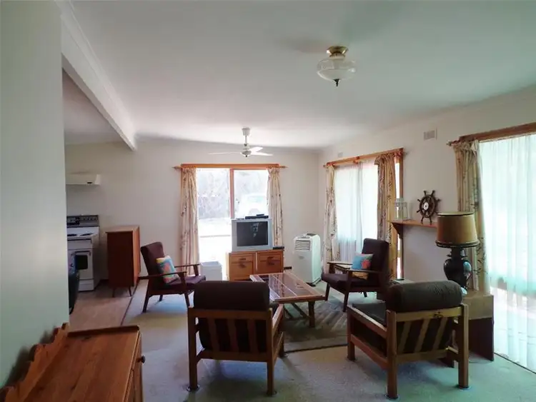 Fifth view of Homely house listing, 8 Kookaburra Street, Loch Sport VIC 3851
