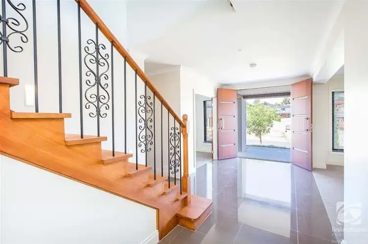 Second view of Homely house listing, 21 Thorneycroft Avenue, Wodonga VIC 3690