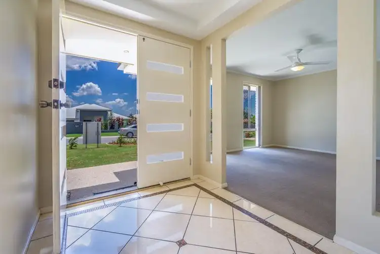 Second view of Homely house listing, 52 Larapinta Circuit, Parkinson QLD 4115