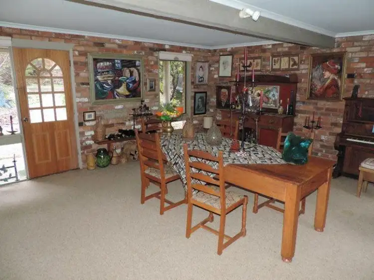 Fifth view of Homely house listing, 5 Mill Bend, Porepunkah VIC 3740