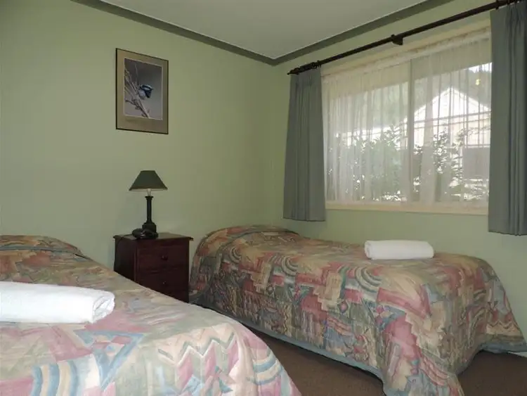 Seventh view of Homely house listing, 2A Alexandra Court, Bright VIC 3741