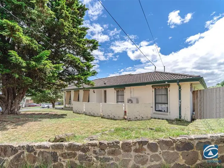 38 Rokewood Crescent, Meadow Heights VIC 3048