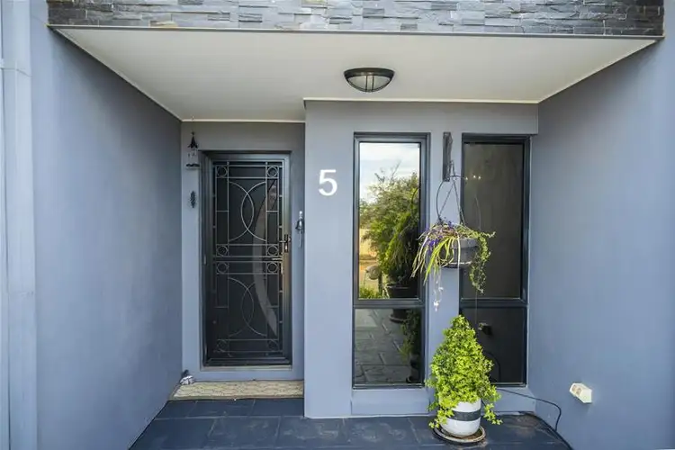 Third view of Homely house listing, 5 Standford Rise, Mildura VIC 3500