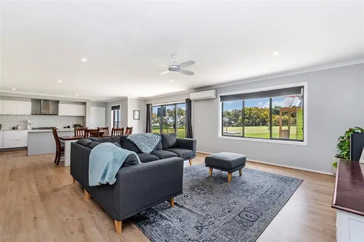 Fifth view of Homely house listing, 15 Cilmery Crescent, Woodford VIC 3281