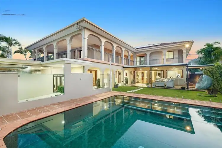 64 Commodore Drive, Paradise Waters QLD 4217