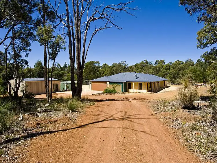 665 Albany Highway, Bedfordale WA 6112