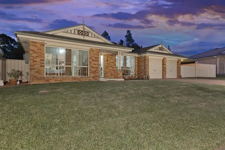 42 Flamingo Drive, Cameron Park NSW 2285