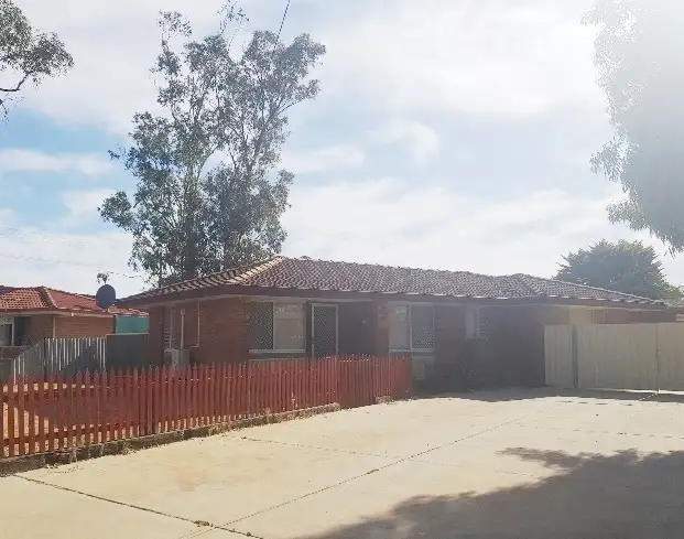 4 Kintore Street, Moora WA 6510