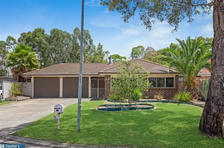 3 Hilditch Drive, Green Fields SA 5107