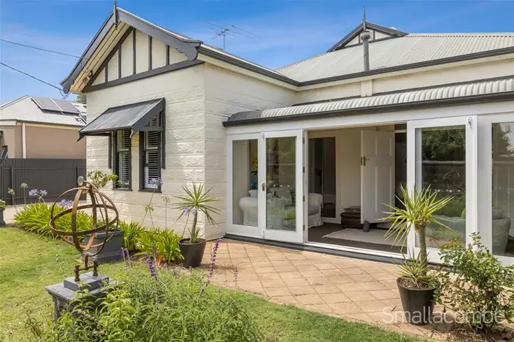 18 Hillview Road, Kingswood SA 5062