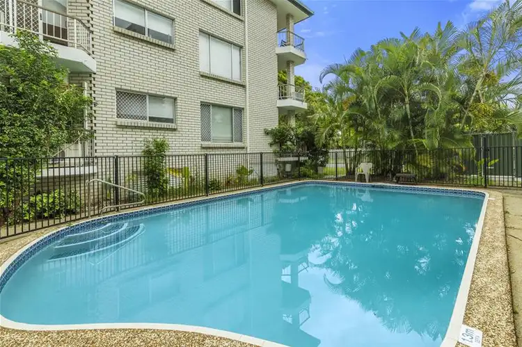 3/141 Surf Parade, Broadbeach QLD 4218
