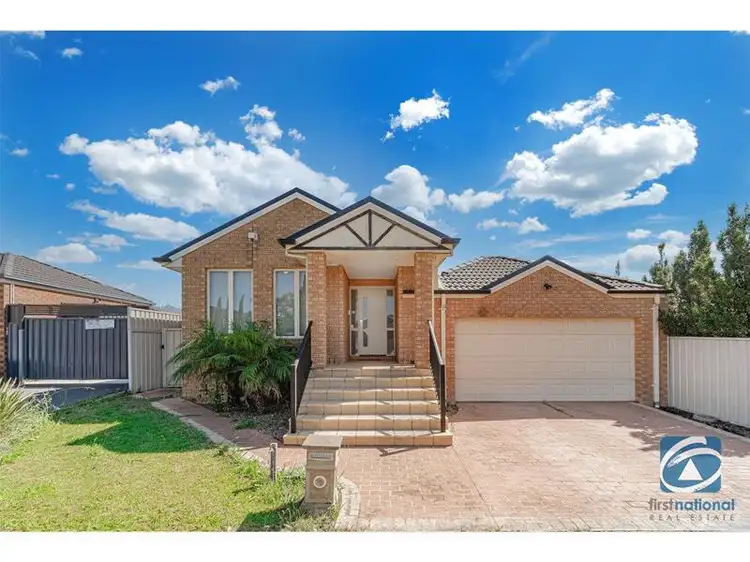 Main view of Homely house listing, 3 Bay Meadow Green, Craigieburn VIC 3064