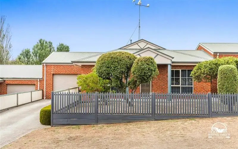 Main view of Homely unit listing, 2/24 Rutledge Street, Kilmore VIC 3764