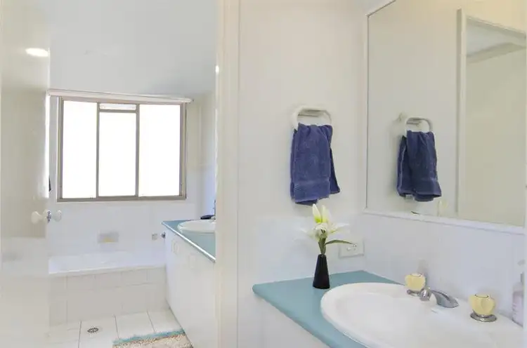 Seventh view of Homely townhouse listing, 22/43 Doubleview Drive, Elanora QLD 4221