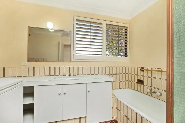 Fifth view of Homely unit listing, 5/12 Nalla Court, Palm Beach QLD 4221