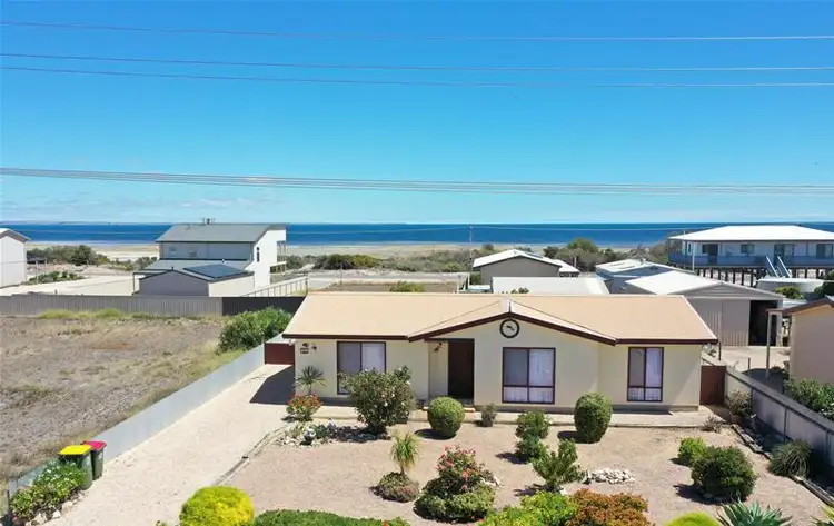 135 Moores Drive, Hardwicke Bay SA 5575