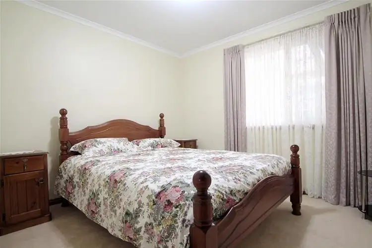Sixth view of Homely house listing, 8 Veronica Court, Warrnambool VIC 3280