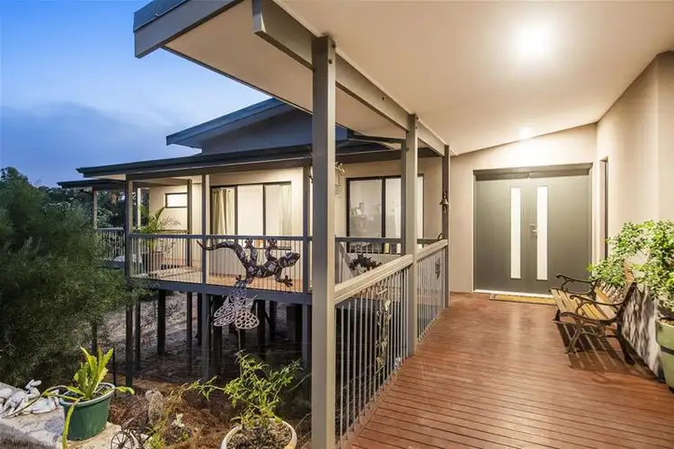 24 Barnes Road, Roleystone WA 6111
