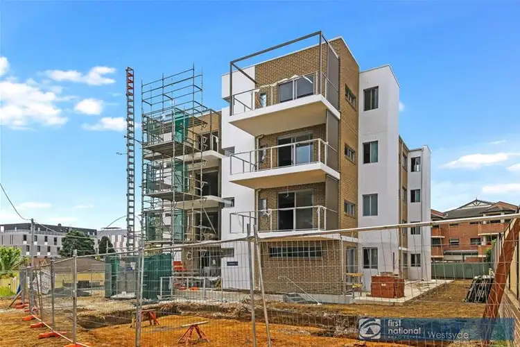 12/4-6 Linden Street, Toongabbie NSW 2146