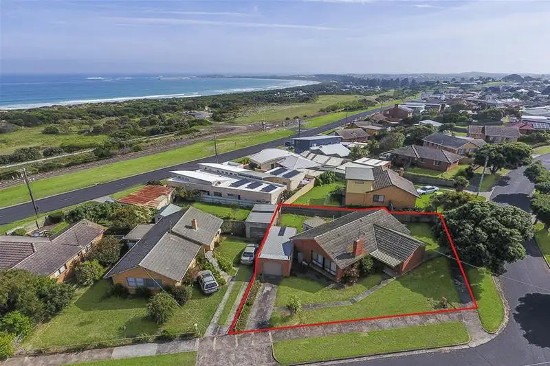 Main view of Homely house listing, 5 Bryant Street, Warrnambool VIC 3280