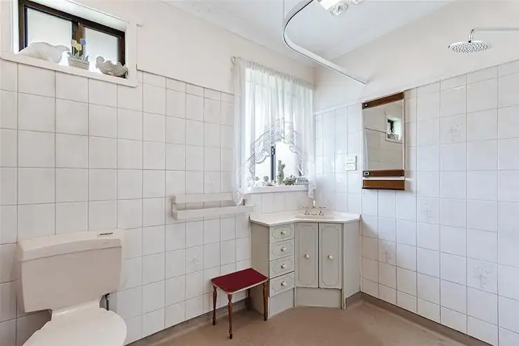 Sixth view of Homely house listing, 5 Bryant Street, Warrnambool VIC 3280