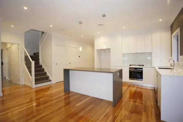 Fourth view of Homely townhouse listing, 5/28-32 Buchanan Road, Berwick VIC 3806