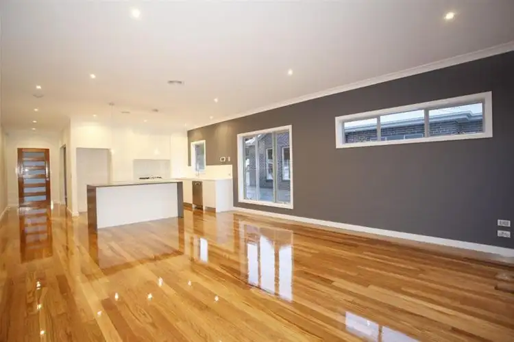 Fifth view of Homely townhouse listing, 5/28-32 Buchanan Road, Berwick VIC 3806