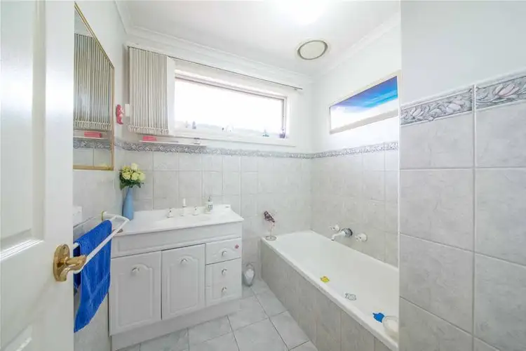 Sixth view of Homely unit listing, 1/7 Lachlan Drive, Endeavour Hills VIC 3802