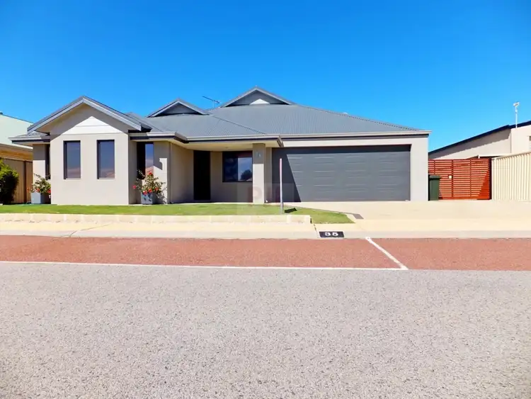 35 Dryandra Boulevard, Jurien Bay WA 6516