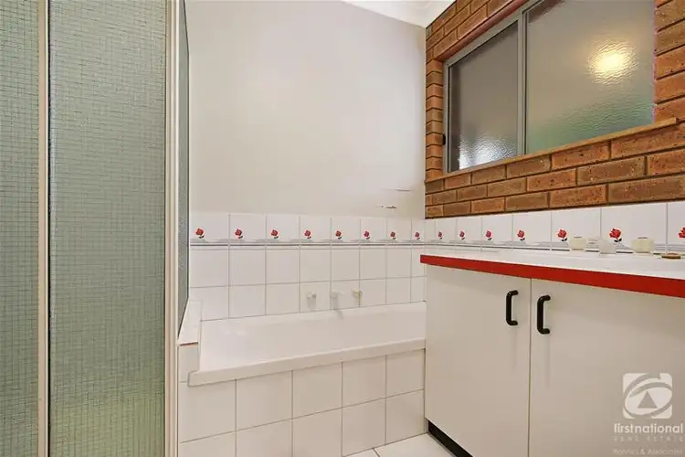 Sixth view of Homely house listing, 29 Beaumont Drive, Beechworth VIC 3747