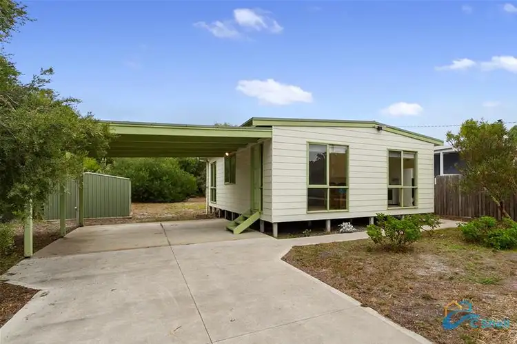 3 Emu Court, Loch Sport VIC 3851