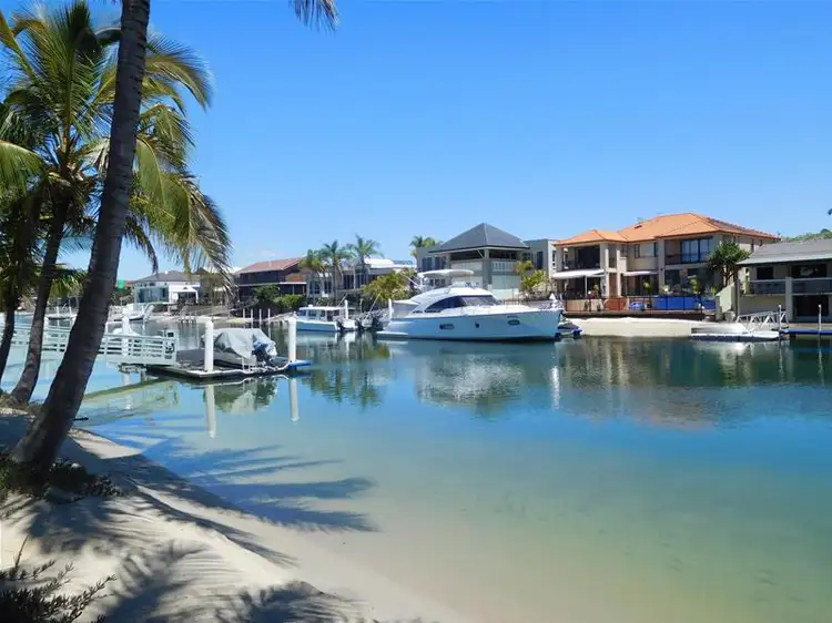 20 Buccaneer Court, Paradise Waters QLD 4217